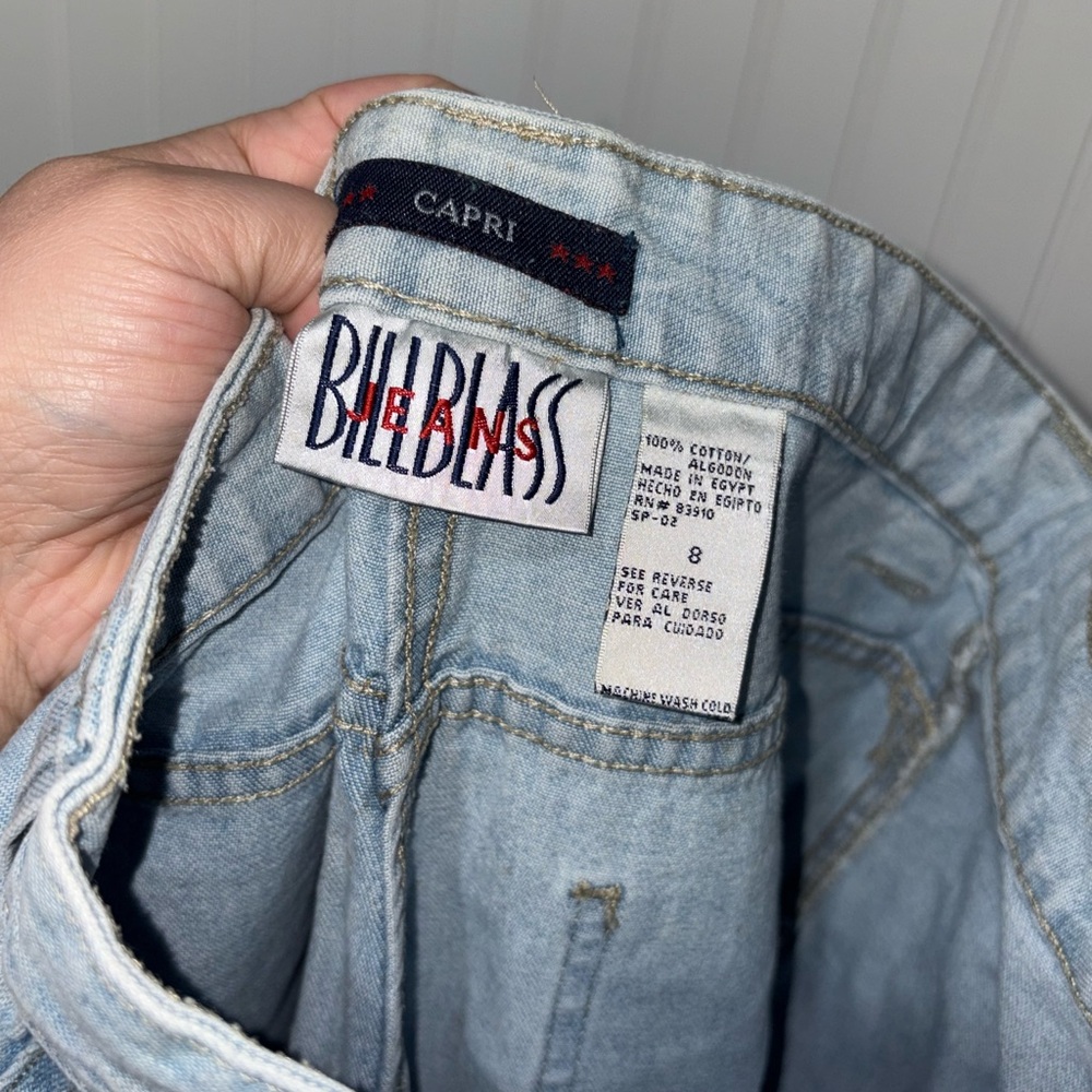 Vintage Bill Blass Blue Denim Capris| Size 8 - Picture 4 of 4